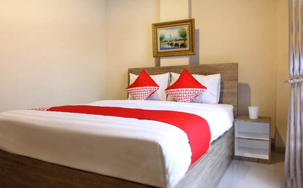 OYO 130 MBC Residence