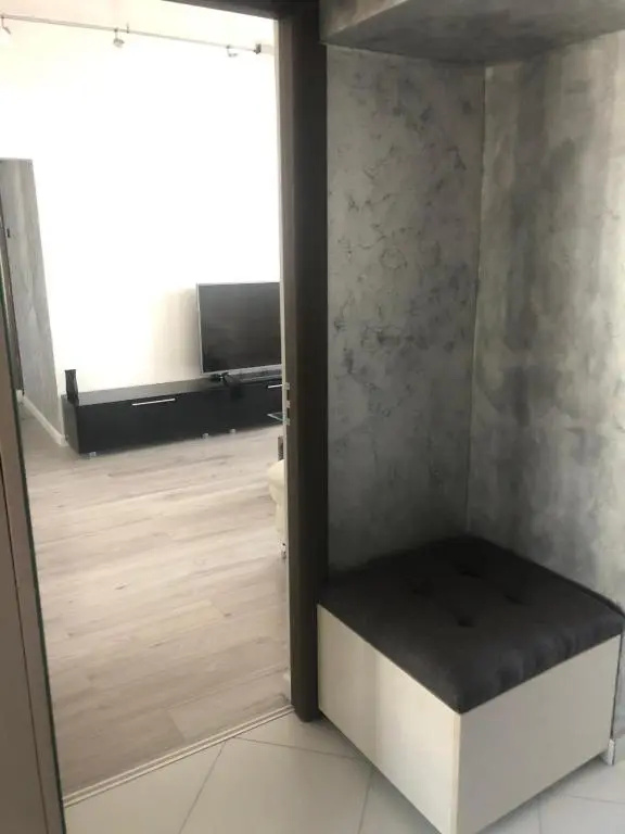 White & Silver Luxury Suite Craiova