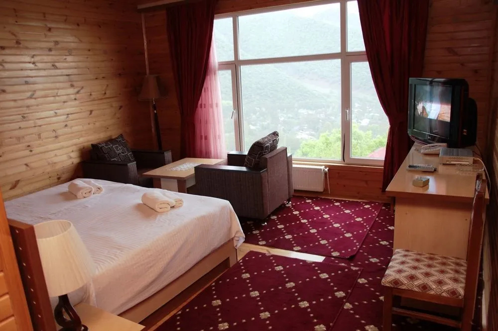 Kungut Hotel & Restaurant