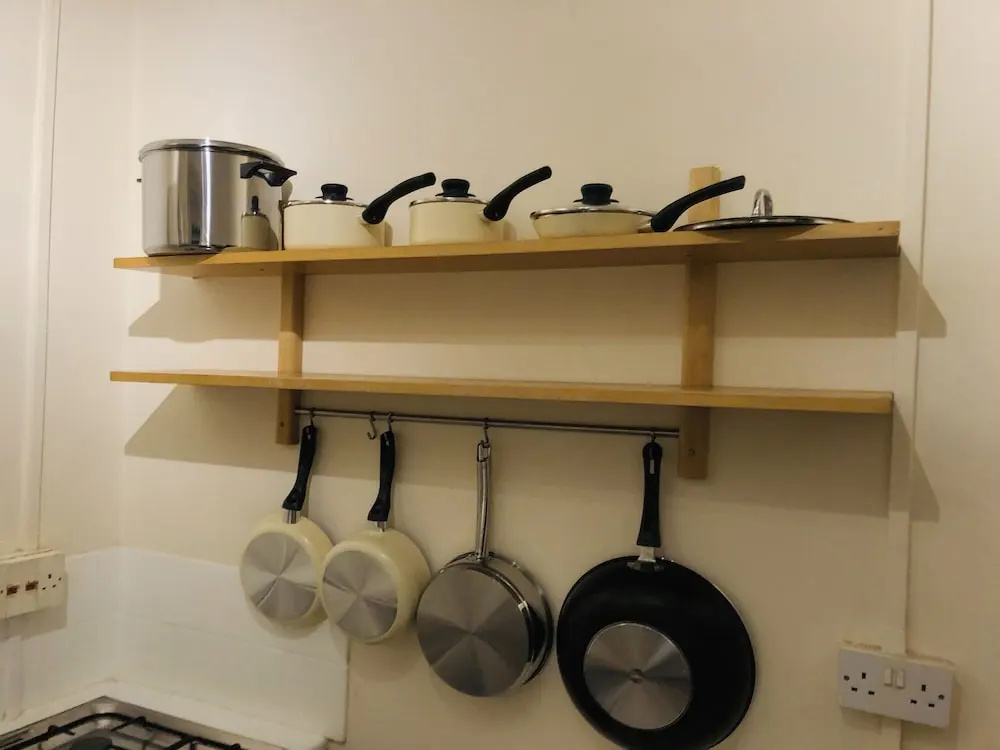 3bed apartment next to eurostar station