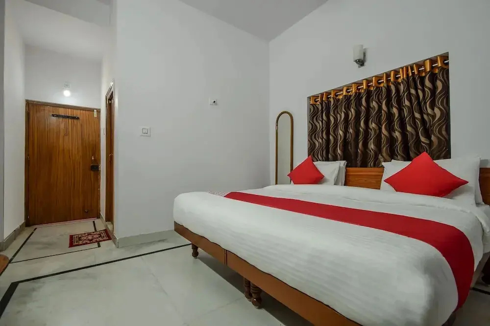 Ashirwad Palace Hotel by OYO Rooms