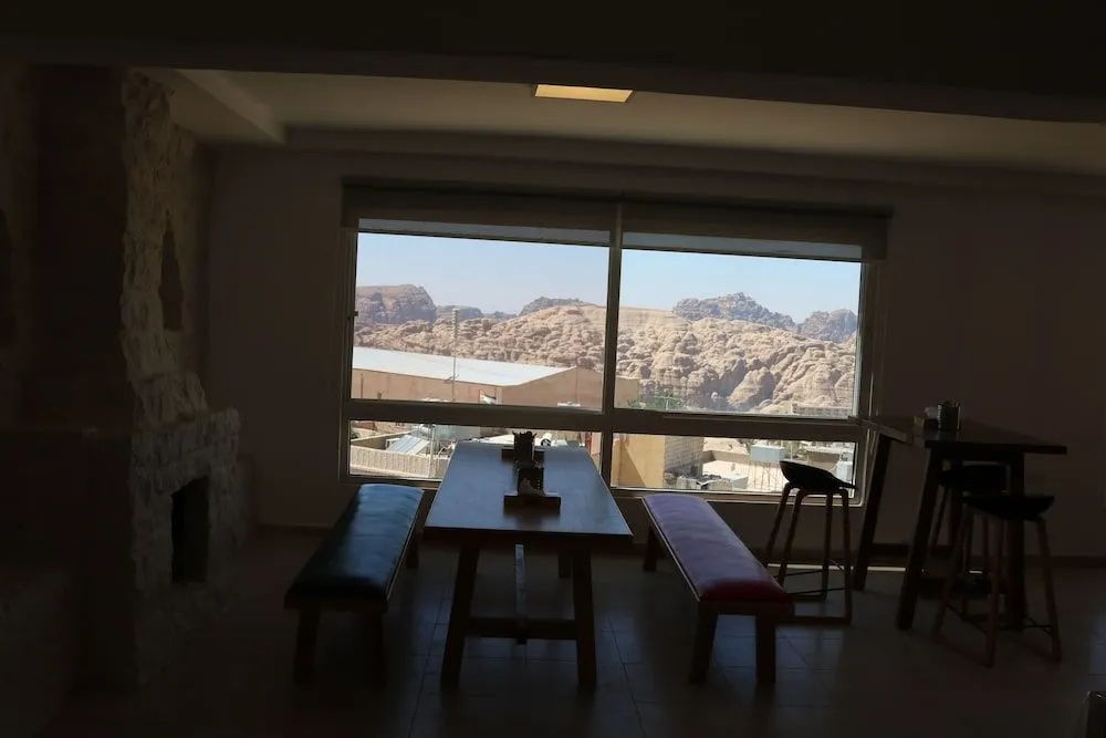 Nomads Hotel