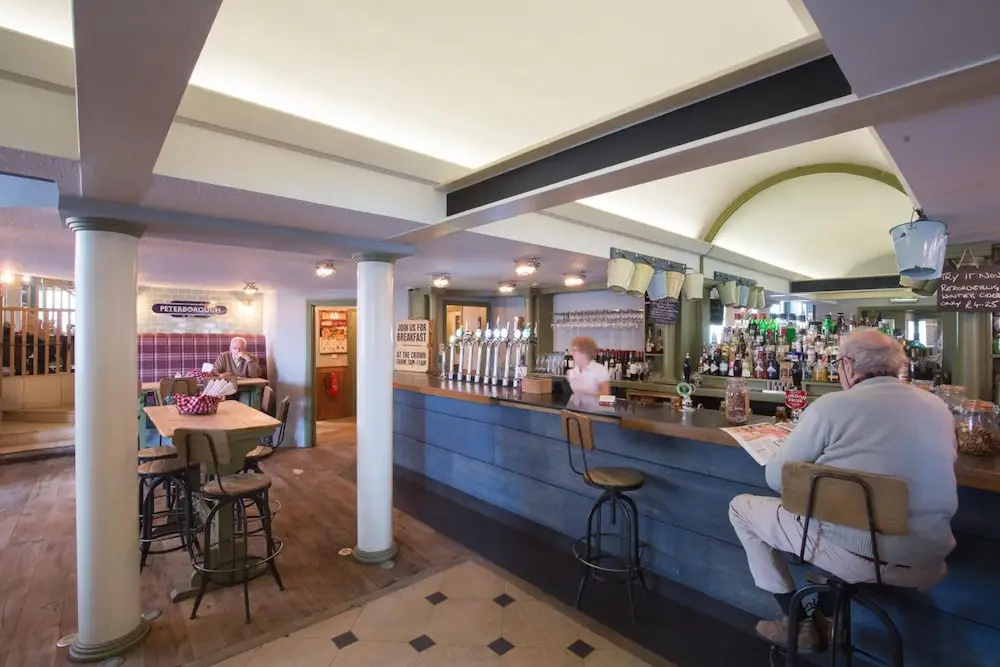 Crown Hotel