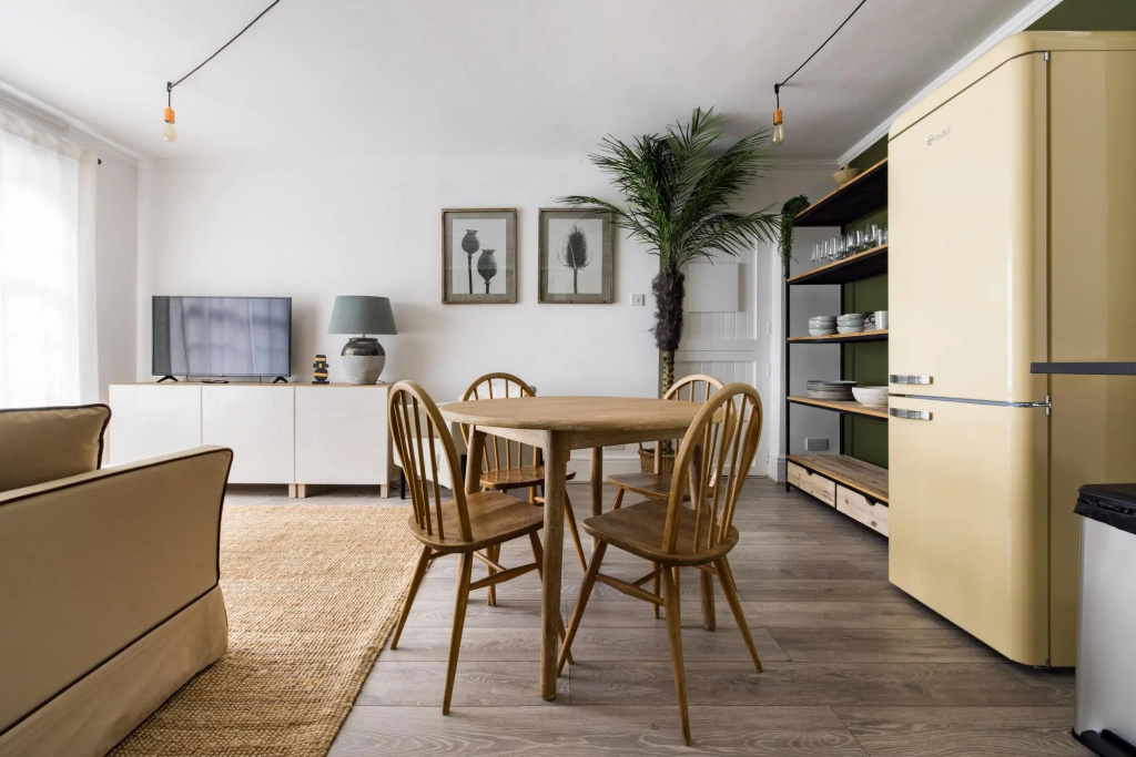 The Marylebone Mews House - No 2 - by House of Kip