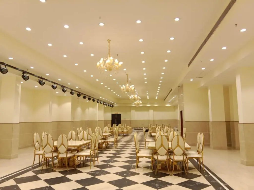 Hotel SKS Grand Palace-Vrindāvan