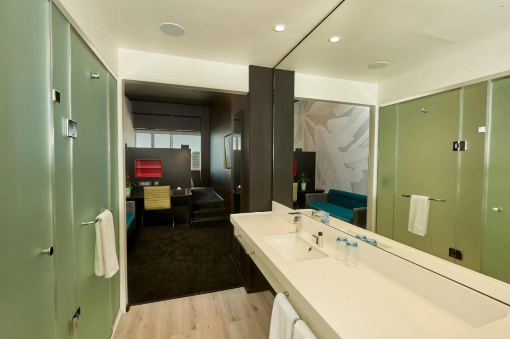 Hotel Sky Cape Town
