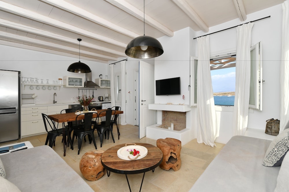Kalypso Villas