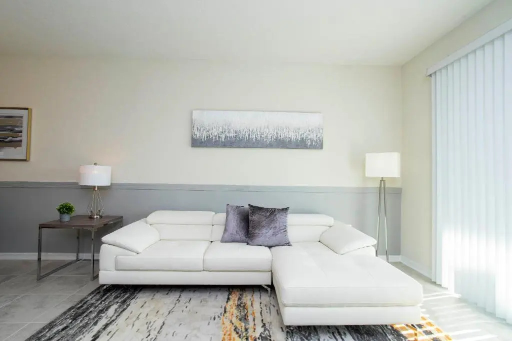 Luxurious 2 Bd Close to Disney @ Storey Lake 204P