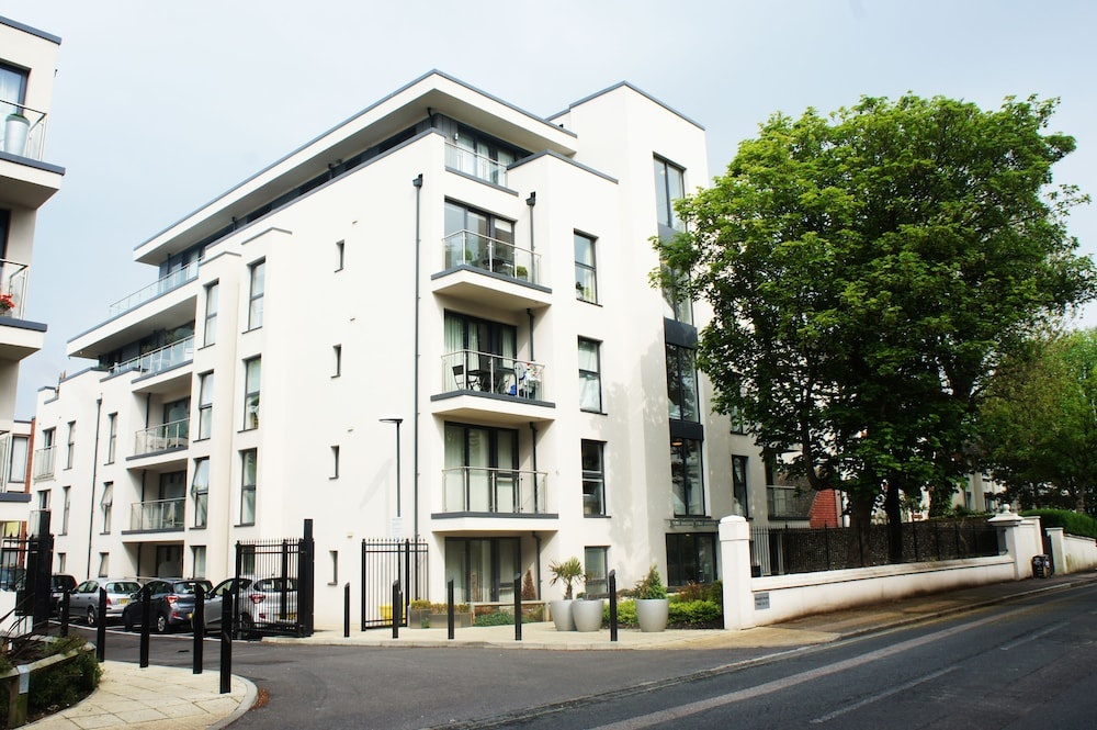 Charles Court Serviced Apartments