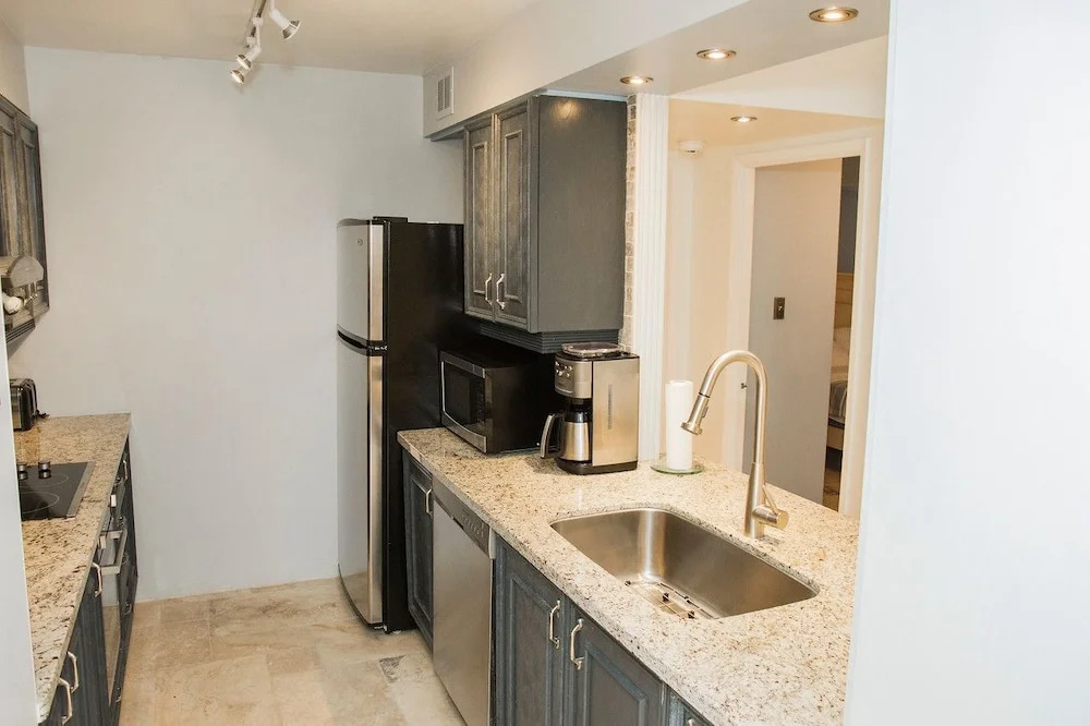 Beautiful Luxury Condo Toronto area