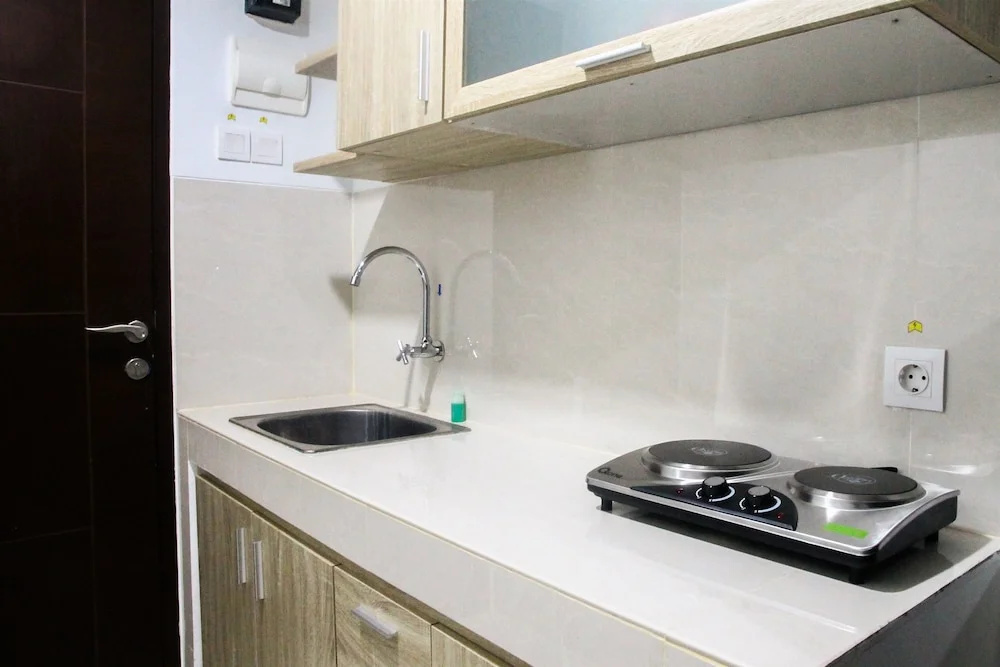 Comfy Studio Springwood Residence Apartment
