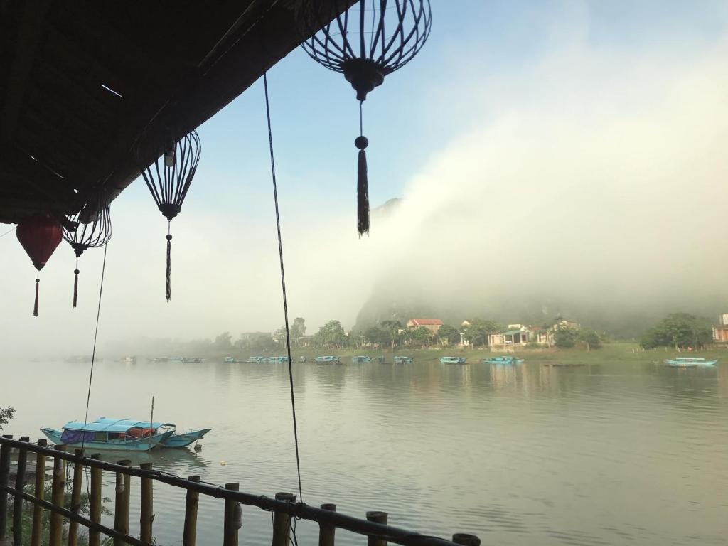 Phong Nha Coco House Homestay - Riverside & Mountain View