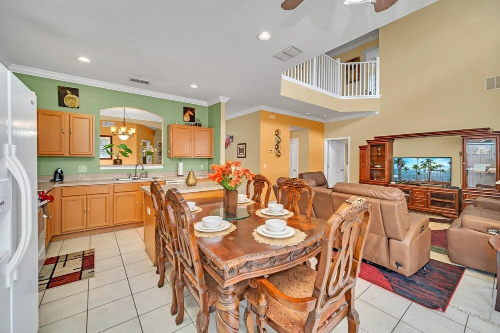 Solana Pool Home in Davenport FL