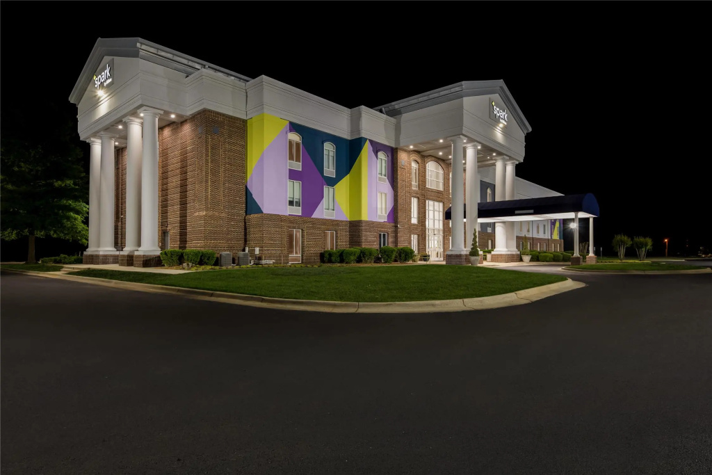 Spark by Hilton Tuscumbia Muscle Shoals