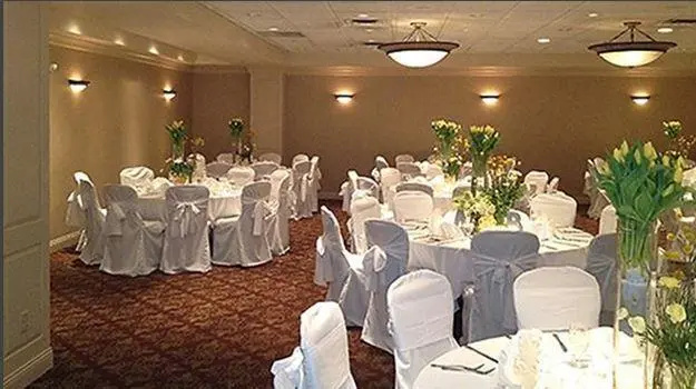 The Elms Hotel