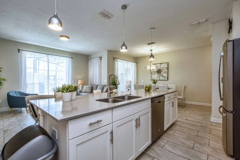 Modern Decor, Waterview W/splashpool, Bbq-1636str 4 Bedroom Townhouse by RedAwning
