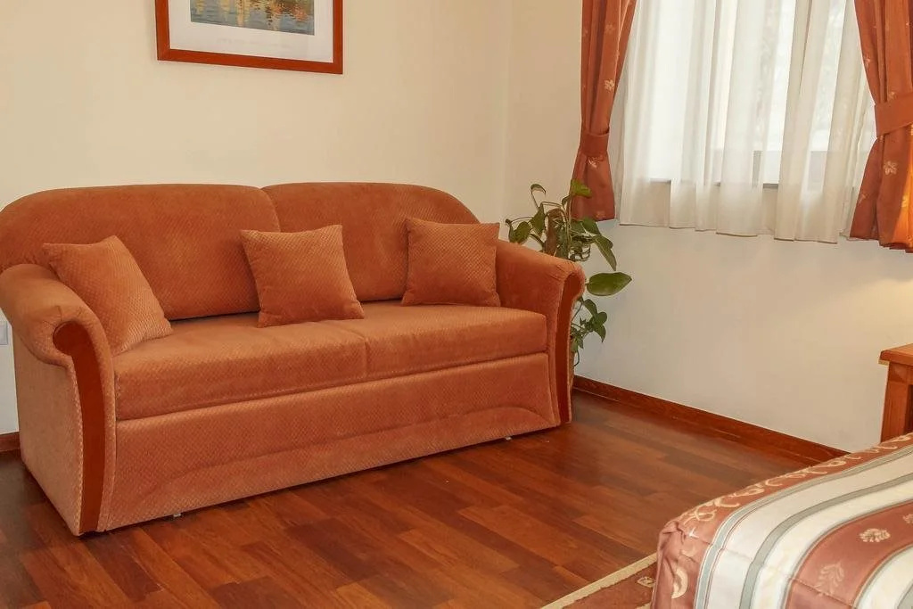 Pannon Hotel Bejelentkezés 20 óráig, Check-in until 20 o'clock, Einchecken bis 20 Uhr