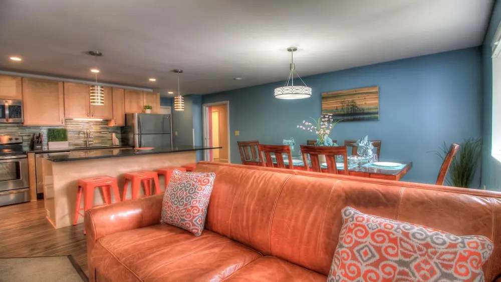 KCIS 322 - Killington 2RM Suite, Sleeps 6, Modern, New!