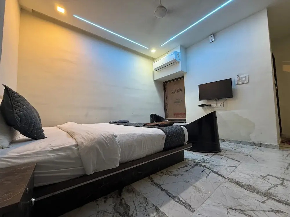 Hotel White Palace