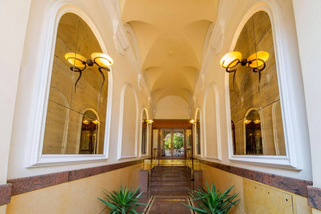 Ranieri Hotel
