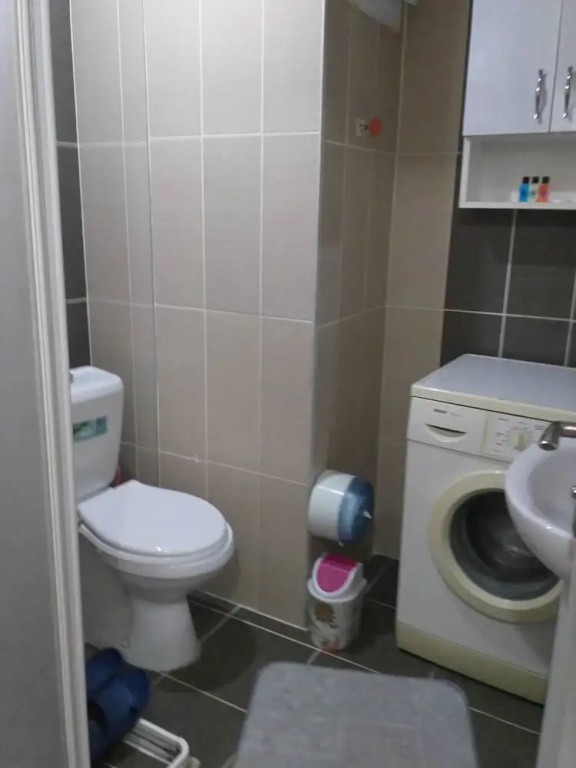 Daily Home Apart