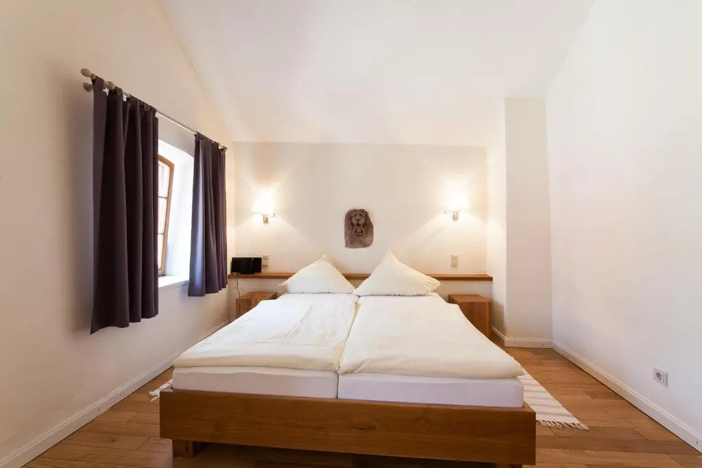 Weingut & Gästehaus GiwerGreif