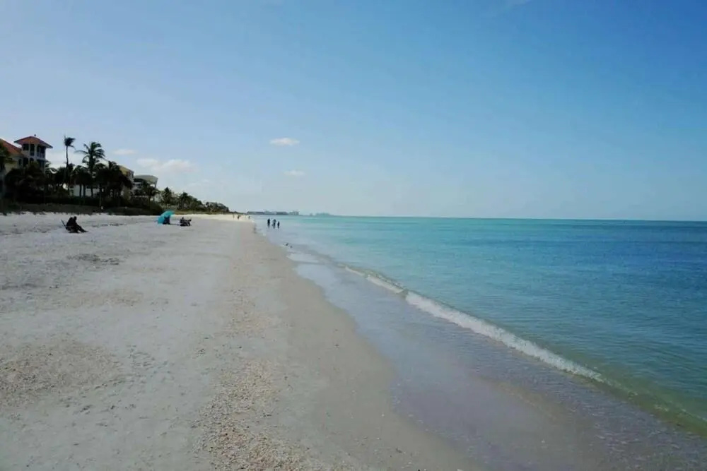 Beach & Tennis 3706