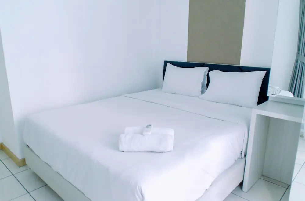 Good Deal 1BR Apartment M-Town Residence near SMS