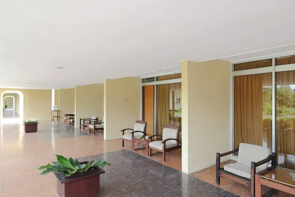 Airy Carturtunggal Laksda Adisucipto 6 Yogyakarta