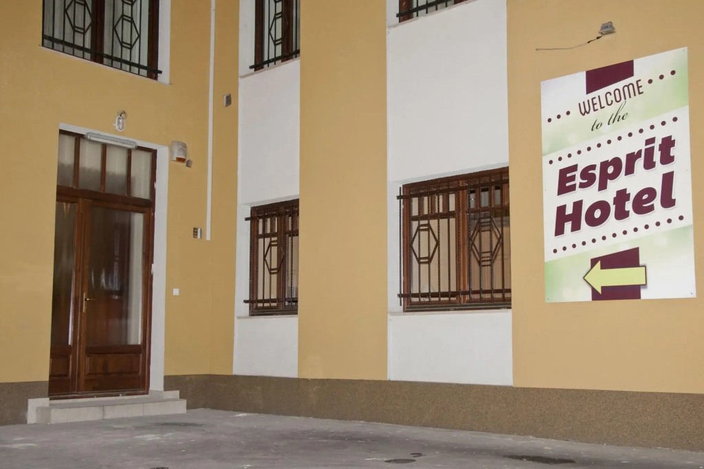 Esprit Hotel