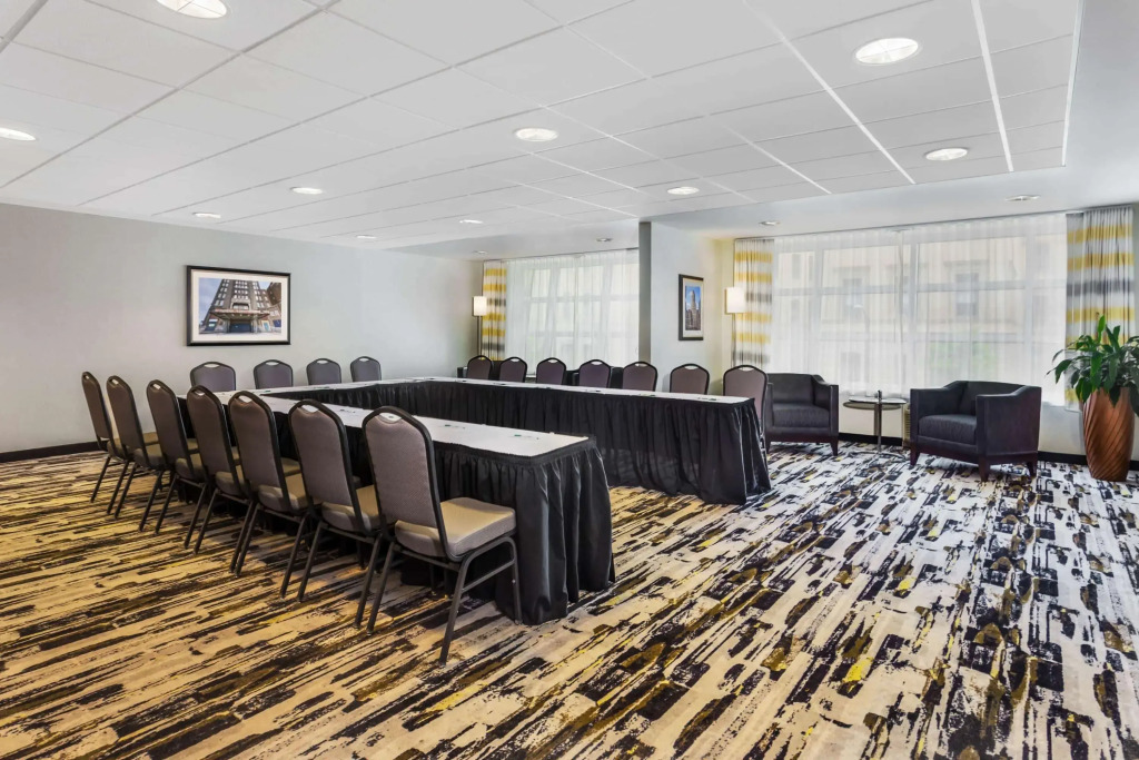 Wyndham Garden Buffalo Downtown