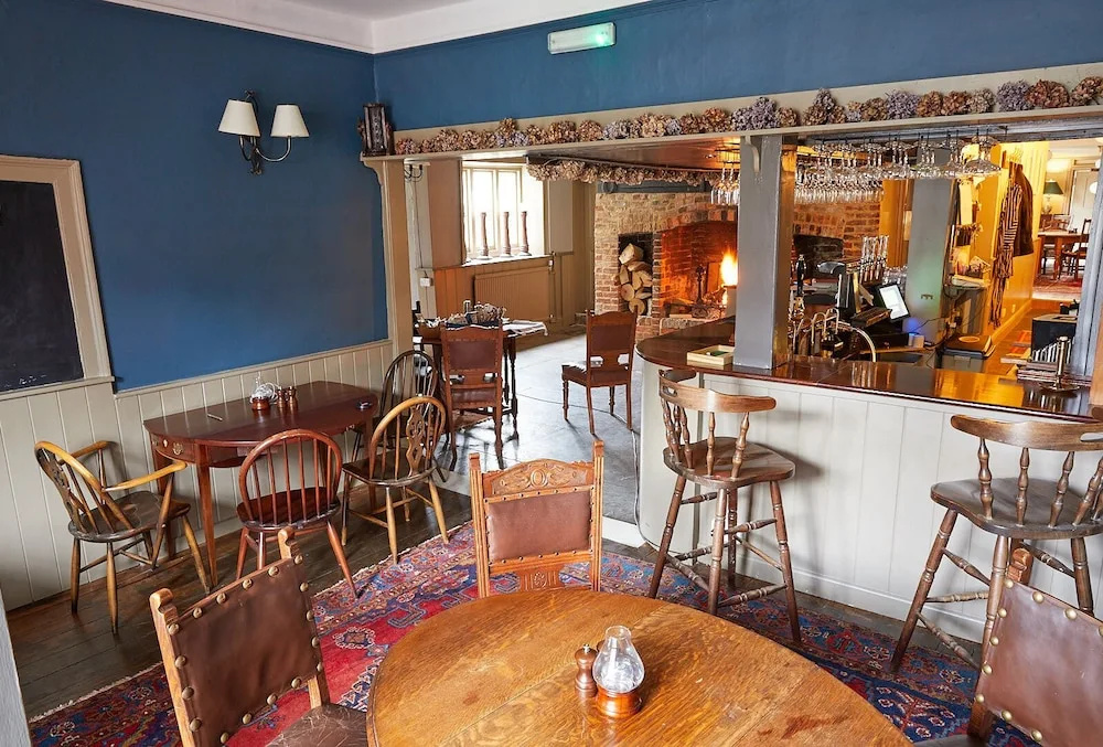 The Grosvenor Arms