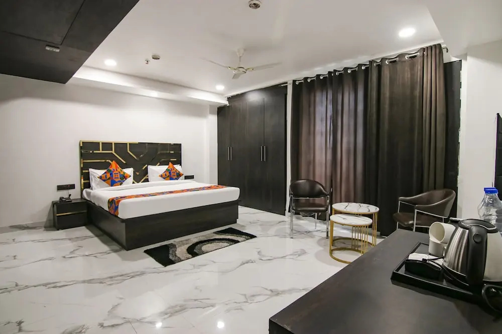 Hotel Sky Suites - Karkardooma