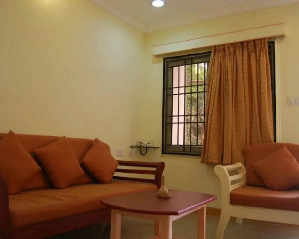 HOTEL THIRD EYE by RAMANA TOWERS