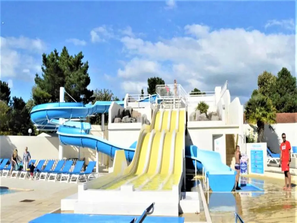 Mobil home proche du paradis des plages