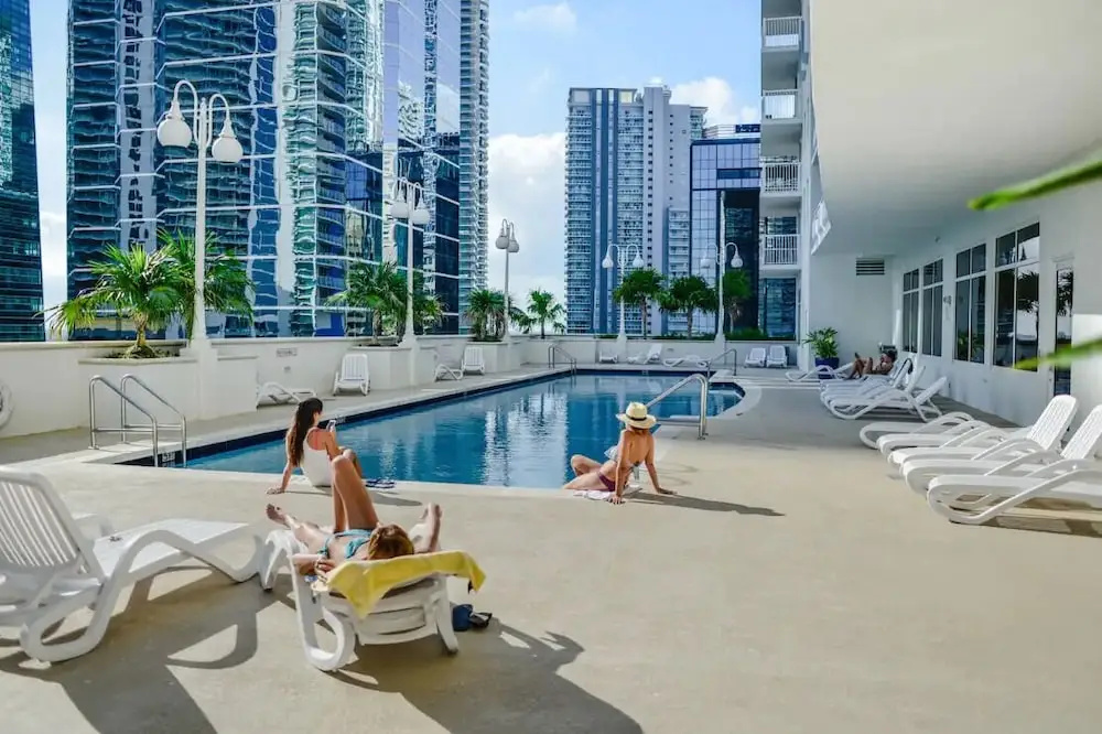 Luxury 2BR Condo at 37th F in Brickell