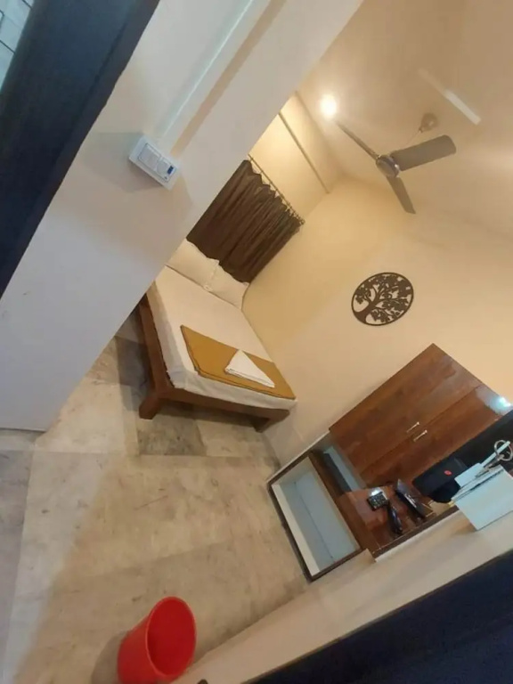 iROOMZ City Lite Lodge