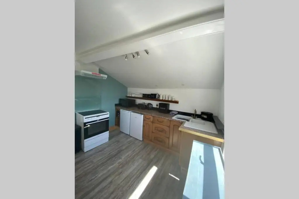 Seagulls Rest Marine Themed Seaview Apartment