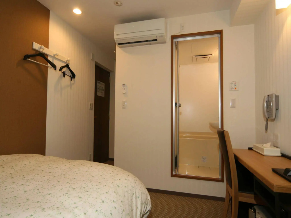 Yokohama Town Hotel