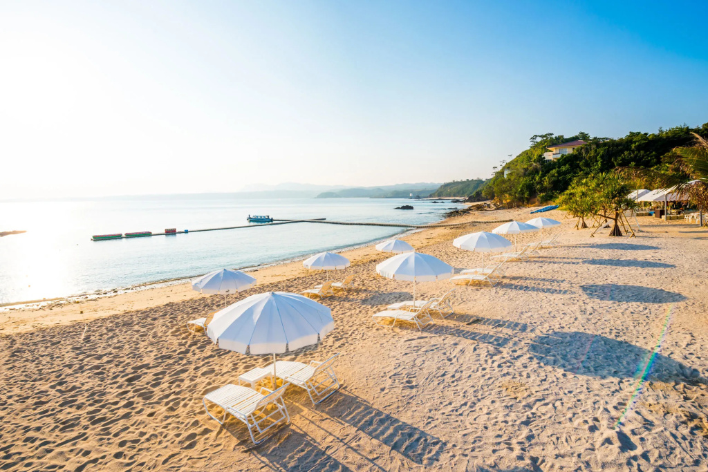 Kanucha Bay Hotels & Villas