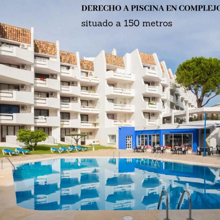 Apartamentos El Puerto