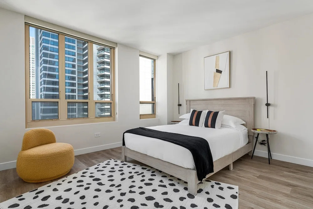Group Ideal Home 2x 2BR Balcony Prime Location