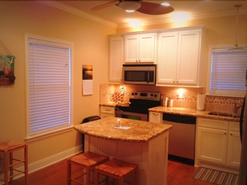 Sea Song 2 Bedroom Home by RedAwning