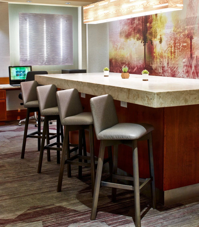 Courtyard by Marriott Rochester Brighton