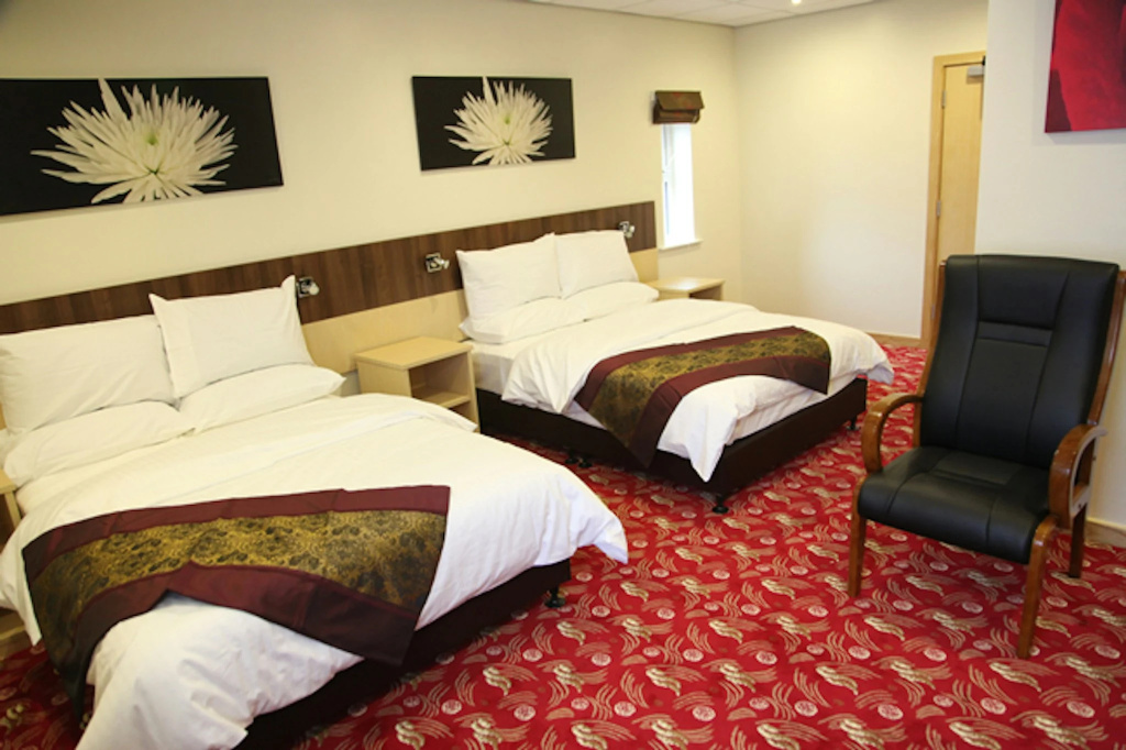 Cambridge Hotel