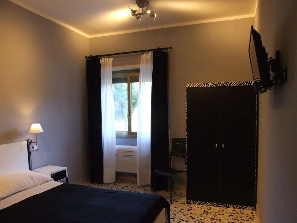 WhyRome B&B