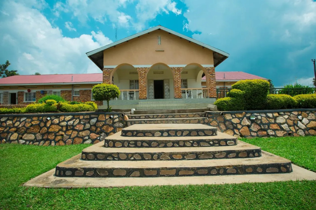 Rukungiri Inn