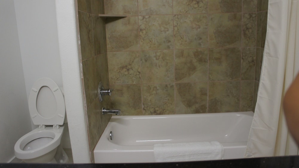 Lux Inn and Suites