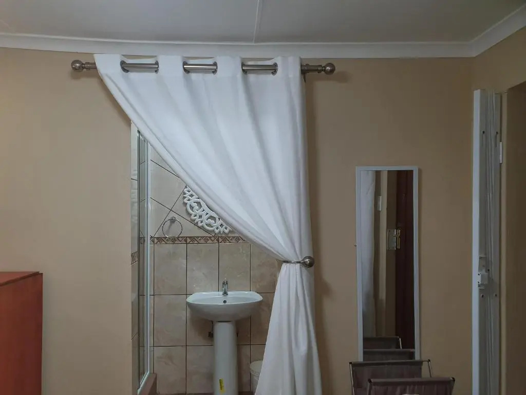 Lanis Guest House - No Loadshedding