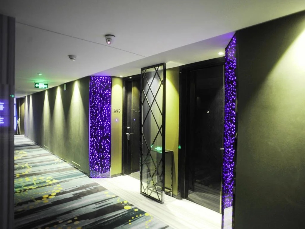 Joy Hotel